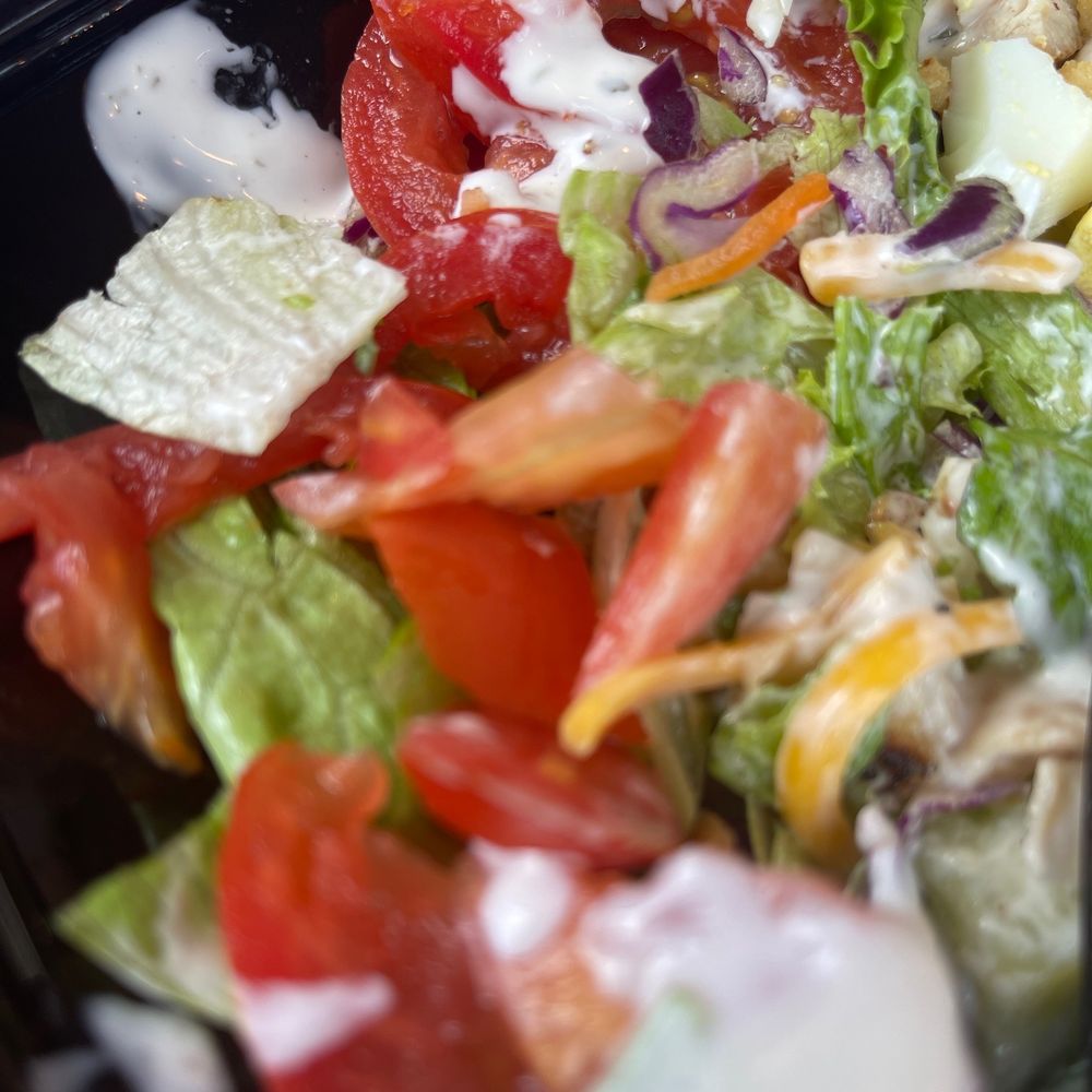 Zaxbys - Mushy ruined tomatoes. Unfresh salad. - Chicken Wings Near Me - Tupelo, Mississippi Zaxbys - Mushy ruined tomatoes. Unfresh salad. - Chicken Wings Near Me - Tupelo, Mississippi
