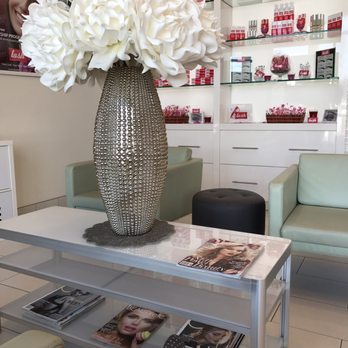 Amazing Lash Studio - Sitting waiting for Miss Lynn - Eyelash Service Near Me - Irvine, California