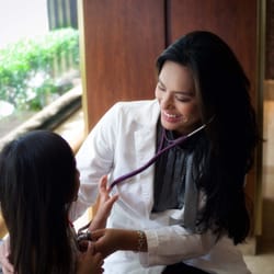 Diane Angela Fong, ND - Cleanbody - Dr. Fong integrates conventional medicine with the wisdom of traditional medicine.