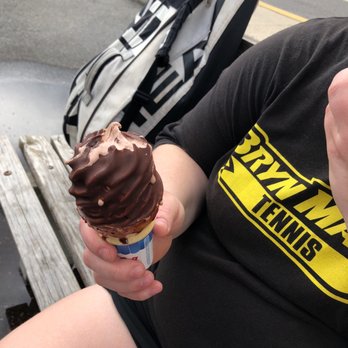 Masseys Frozen Custard - Chocolate dipped in chocolate - Ice Cream & Frozen Yogurt Near Me - Carlisle, Pennsylvania