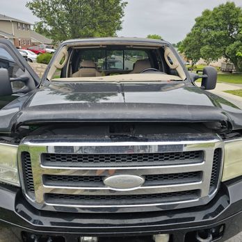 Scott's Auto Glass - Windshield Installation & Repair Near Me Scott's Auto Glass - Windshield Installation & Repair Near Me