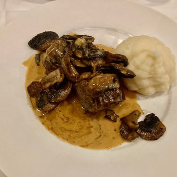 Bin 100 Restaurant - Filet Mignon Medallions cooked perfect, too much sauce for my preference though. - Italian Near Me - Milford, Connecticut Bin 100 Restaurant - Filet Mignon Medallions cooked perfect, too much sauce for my preference though. - Italian Near Me - Milford, Connecticut