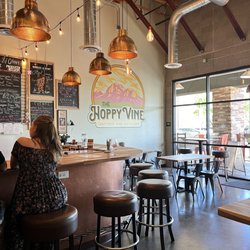 The Hoppy Vine - Inside