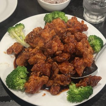 Chin's Kitchen - Chinese Near Me - Portland, Oregon