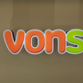 Vons Chicken Kaimuki - Chicken Wings Near Me - Honolulu, Hawaii Vons Chicken Kaimuki - Chicken Wings Near Me - Honolulu, Hawaii