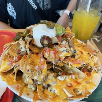 Air Margaritaville - Super chicken nachos - Bars Near Me - Cancún, ROO Air Margaritaville - Super chicken nachos - Bars Near Me - Cancún, ROO