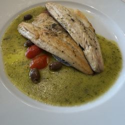 Sea bass lecker