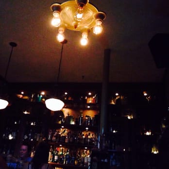 Broken Shaker - Inside bar - Cocktail Bars Near Me - Miami Beach, Florida