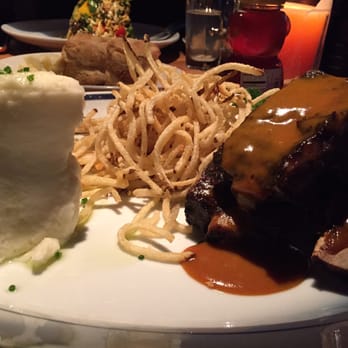 Hillstone Restaurant - New American Near Me - Bal Harbour, Florida