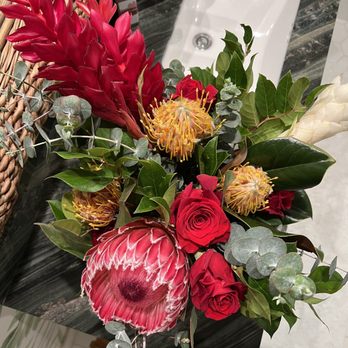 Devynn's Garden - Tropical Christmas Bouquet 2023 - Florists Near Me - Huntington Beach, California