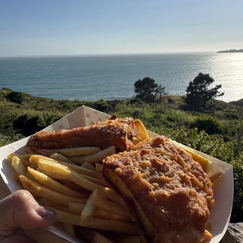 Parkside Snack Bar - Fast Food Near Me - Stinson Beach, California
