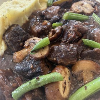 Merriman's Honolulu - Beef bourguignon - Hawaiian Near Me - Honolulu, Hawaii Merriman's Honolulu - Beef bourguignon - Hawaiian Near Me - Honolulu, Hawaii