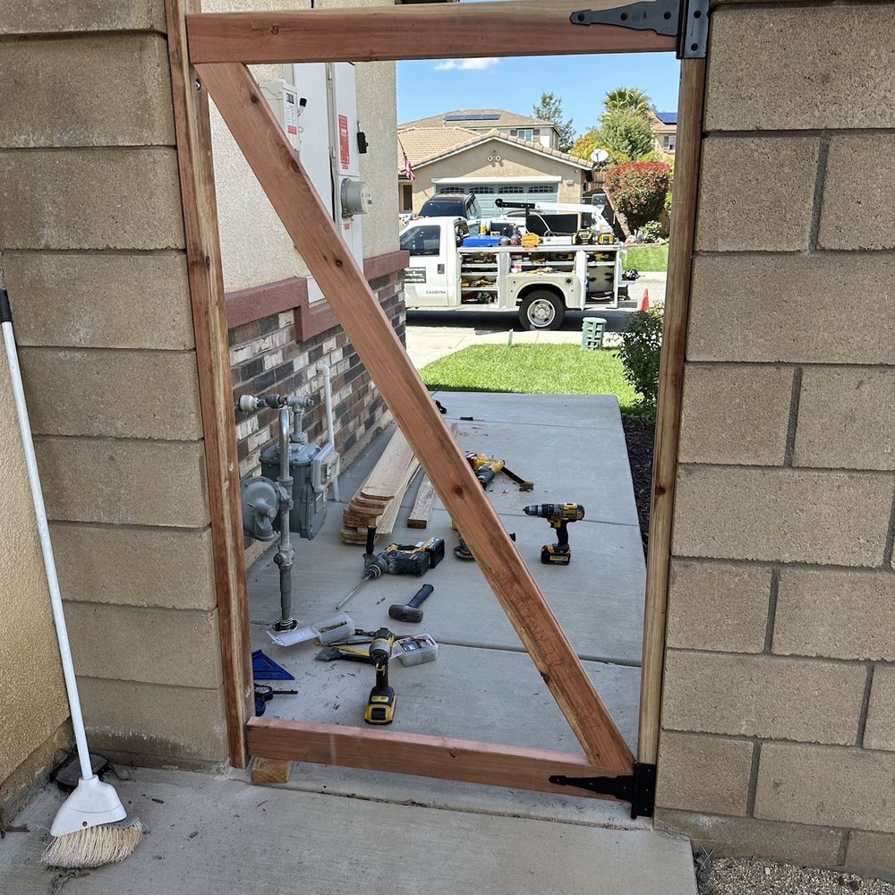 Erikson Mobile Welding & Locksmith - Backyard gate - Fences & Gates Near Me - Lake Elsinore, California Erikson Mobile Welding & Locksmith - Backyard gate - Fences & Gates Near Me - Lake Elsinore, California