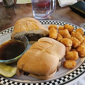 Country Folks Deli - French Dip w tots - New American Near Me - Longview, Washington Country Folks Deli - French Dip w tots - New American Near Me - Longview, Washington