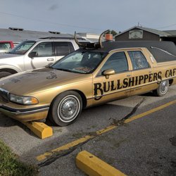Bullshippers Cafe - Quite an attention getter