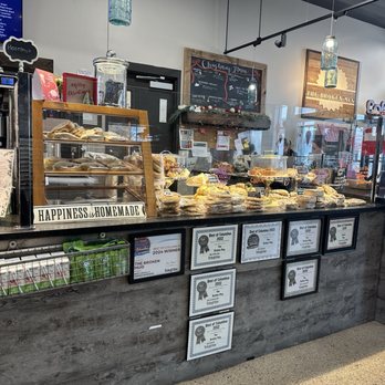 The Broken Mug - Bakery - Coffee & Tea Near Me - Columbus, Nebraska The Broken Mug - Bakery - Coffee & Tea Near Me - Columbus, Nebraska