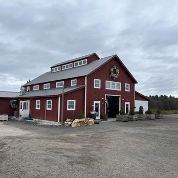 Carlson Orchards - Fruits & Veggies Near Me - Harvard, Massachusetts