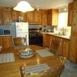 Spruce Mountain Vacation Rentals - Full set of Dishes & cook ware, blender, coffee pot, toaster