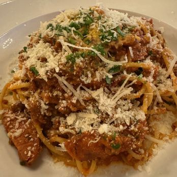 Bella Siena - SPAGHETTI CON SALSICCIA
Grilled Italian sausage, bell peppers, red onion, marinara cream sauce - Italian Near Me - Benicia, California Bella Siena - SPAGHETTI CON SALSICCIA
Grilled Italian sausage, bell peppers, red onion, marinara cream sauce - Italian Near Me - Benicia, California