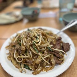 Asian BBQ & Noodle - 73. Beef Chow Fun (Dry) .  Good