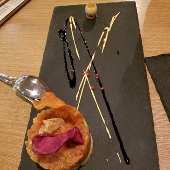 Yugo Restaurant - Tuna avocado - Japanese Near Me - Vancouver, British Columbia