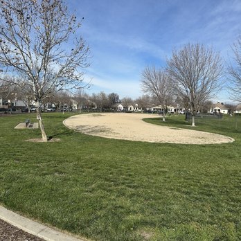 Regency Community Park - Large Dog Park - Parks Near Me - Sacramento, California Regency Community Park - Large Dog Park - Parks Near Me - Sacramento, California