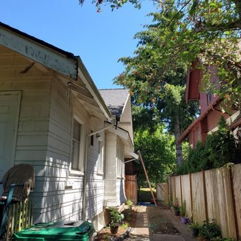 Low Rate Hauling & Yard Clean Up - Junk Removal & Hauling Near Me Low Rate Hauling & Yard Clean Up - Junk Removal & Hauling Near Me