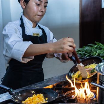 Restaurant Azul - Cooking my omelette - Buffets Near Me - Playa del Carmen, ROO