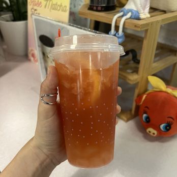 Hi Tea - Overflowing Grapefruit Tea with aloe vera - Bubble Tea Near Me - Syracuse, New York