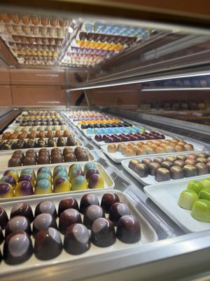 Petrova Chocolates & Wine by null