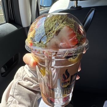 Uptown Coffee - Dubai chocolate strawberries - Coffee & Tea Near Me - Glendale, California Uptown Coffee - Dubai chocolate strawberries - Coffee & Tea Near Me - Glendale, California