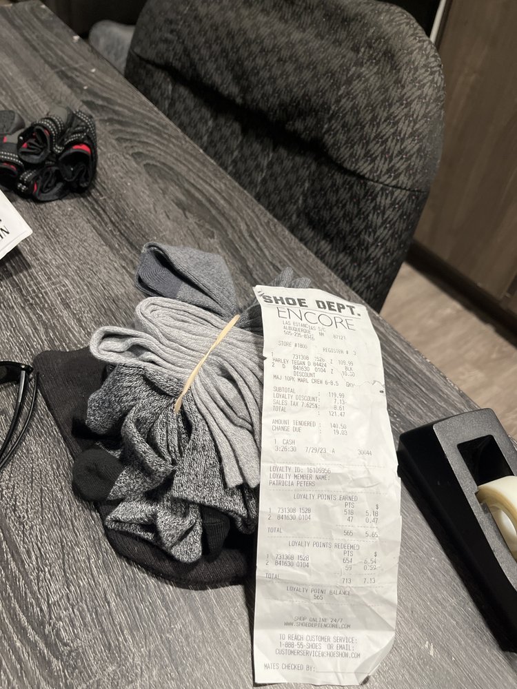 SHOE DEPT. ENCORE Updated October 2024 3700 Las Estancias Way SW