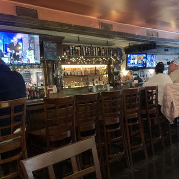 Copper Penny - a great big bar with plenty of places to seat! - American Near Me - Wilmington, North Carolina Copper Penny - a great big bar with plenty of places to seat! - American Near Me - Wilmington, North Carolina