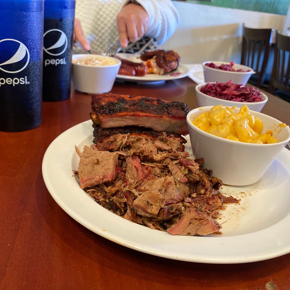 Red House BBQ - Barbeque Near Me - Tehachapi, California Red House BBQ - Barbeque Near Me - Tehachapi, California