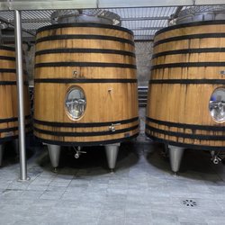 Château Franc Mayne - French oak casks for aging wine