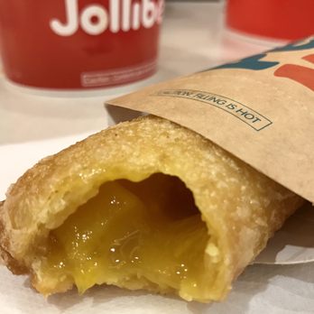 Jollibee - Mango Peach Pie - Fast Food Near Me - Tukwila, Washington
