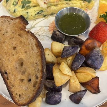 Lungo Thai Eatery - Crabby Crab Scramble - Breakfast & Brunch Near Me - Mountain View, California