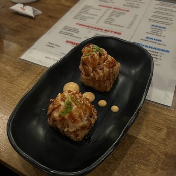 Temakase Hand Roll Bar - 2nd Ave - Spicy Salmon Crispy Rice - Sushi Bars Near Me - New York, New York
