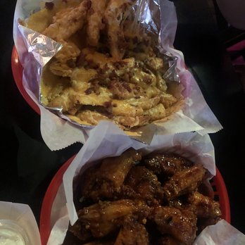 Squeek's Bar and Grill - Blazon Bubba Wings and Spicy Loaded Fries - Bars Near Me - Pickerington, Ohio