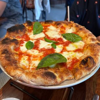 Figlia - Pizza Near Me - Queens, New York