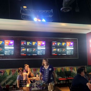 Arrowhead Sports Grill - Lots of tvs - American Near Me - Plano, Texas Arrowhead Sports Grill - Lots of tvs - American Near Me - Plano, Texas