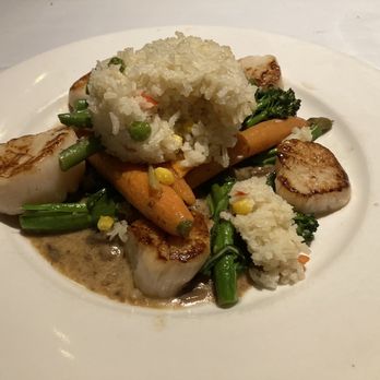 Shadowbrook - Scallops w. local veggies + rice pilaf (I changed the original sides and it was really yummy). - American Near Me - Capitola, California