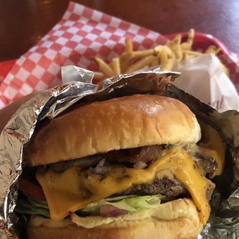 Small Cheval- Old Town - Cheeseburger - Burgers Near Me - Chicago, Illinois Small Cheval- Old Town - Cheeseburger - Burgers Near Me - Chicago, Illinois