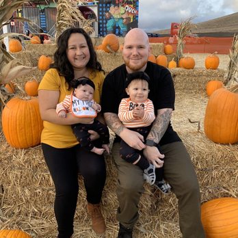 Moore Pumpkin Patch - Family pic - Pumpkin Patches Near Me - Livermore, California Moore Pumpkin Patch - Family pic - Pumpkin Patches Near Me - Livermore, California