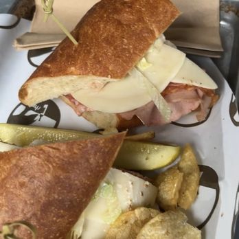 Red Hills Market - the dundee grinder - Sandwiches Near Me - Dundee, Oregon