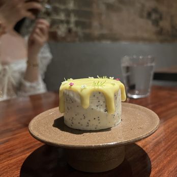 Saison - Lemon poppyseed cake - New American Near Me - San Francisco, California Saison - Lemon poppyseed cake - New American Near Me - San Francisco, California