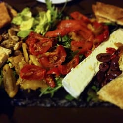 Bach 16 - The perfect tapa plate: Veggie Antipasti