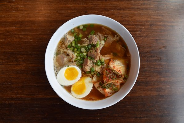 Bon Me - Fresh Pond / Alewife by null