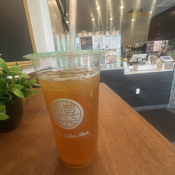 Li Cha Tea - Large T4 Honey Peach Tea - Bubble Tea Near Me - Northridge, California