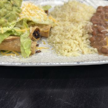 Burrito District - Rolled taco plate - Mexican Near Me - Spring, Texas